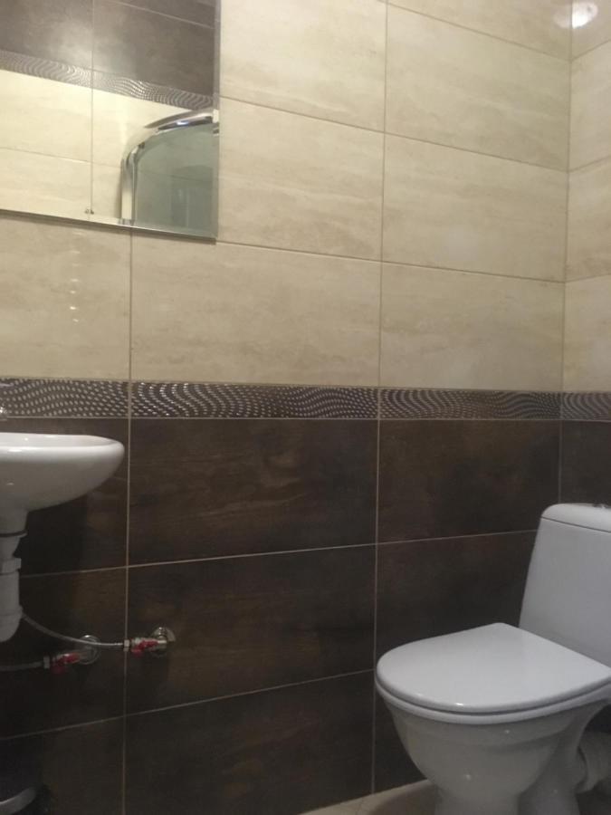 Mini-Hotel Neptun Rivne Exteriér fotografie