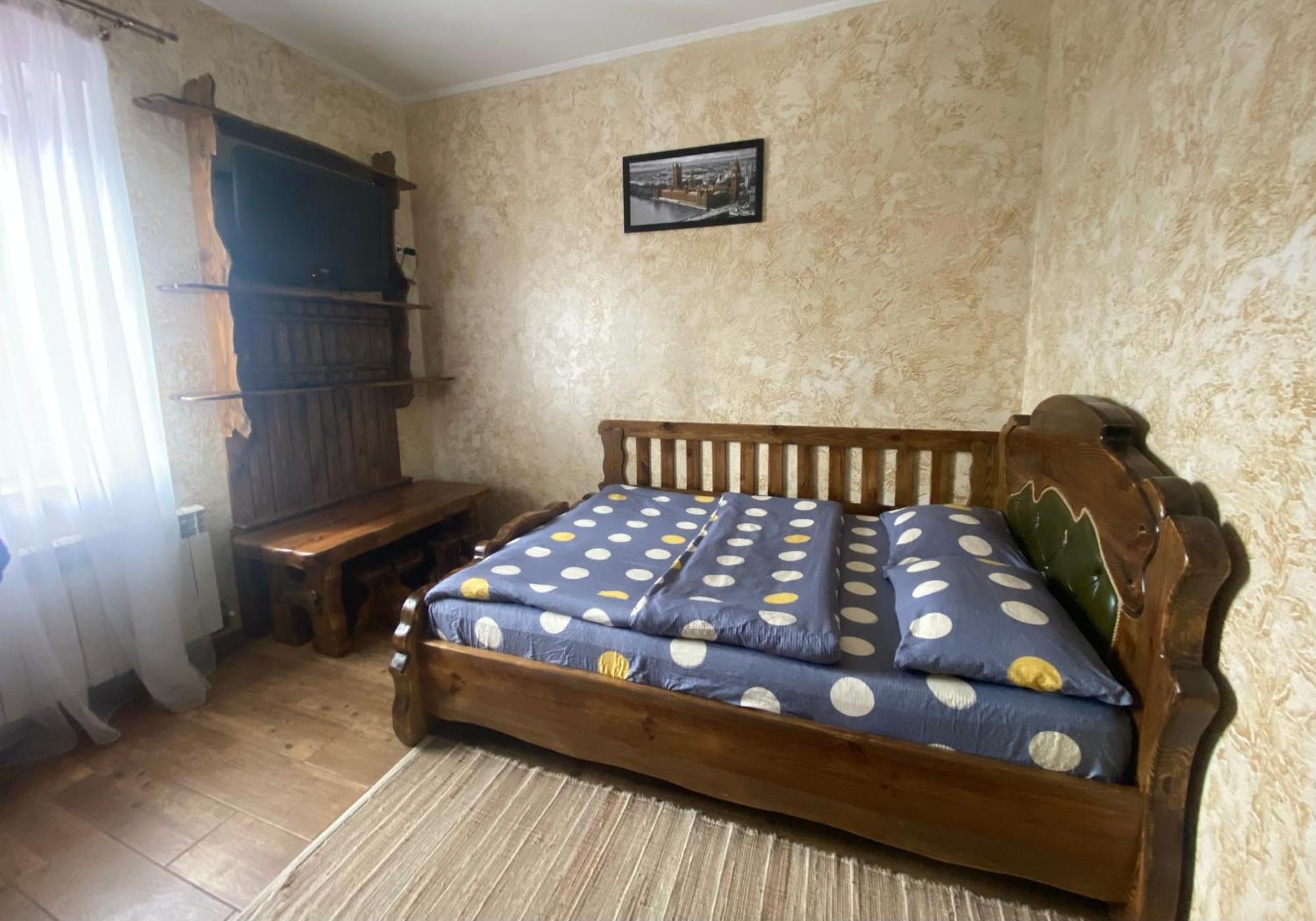 Mini-Hotel Neptun Rivne Exteriér fotografie