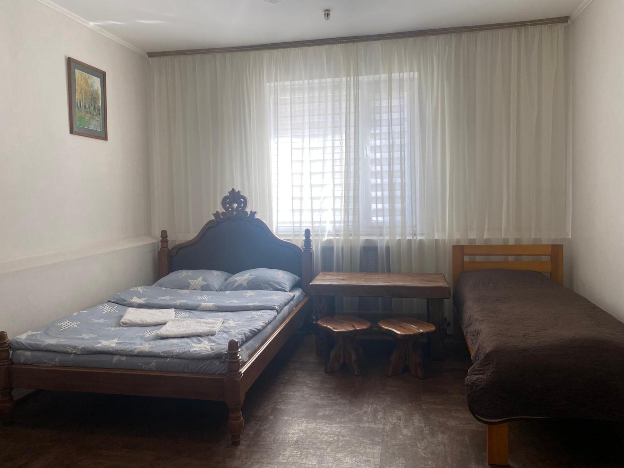 Mini-Hotel Neptun Rivne Exteriér fotografie